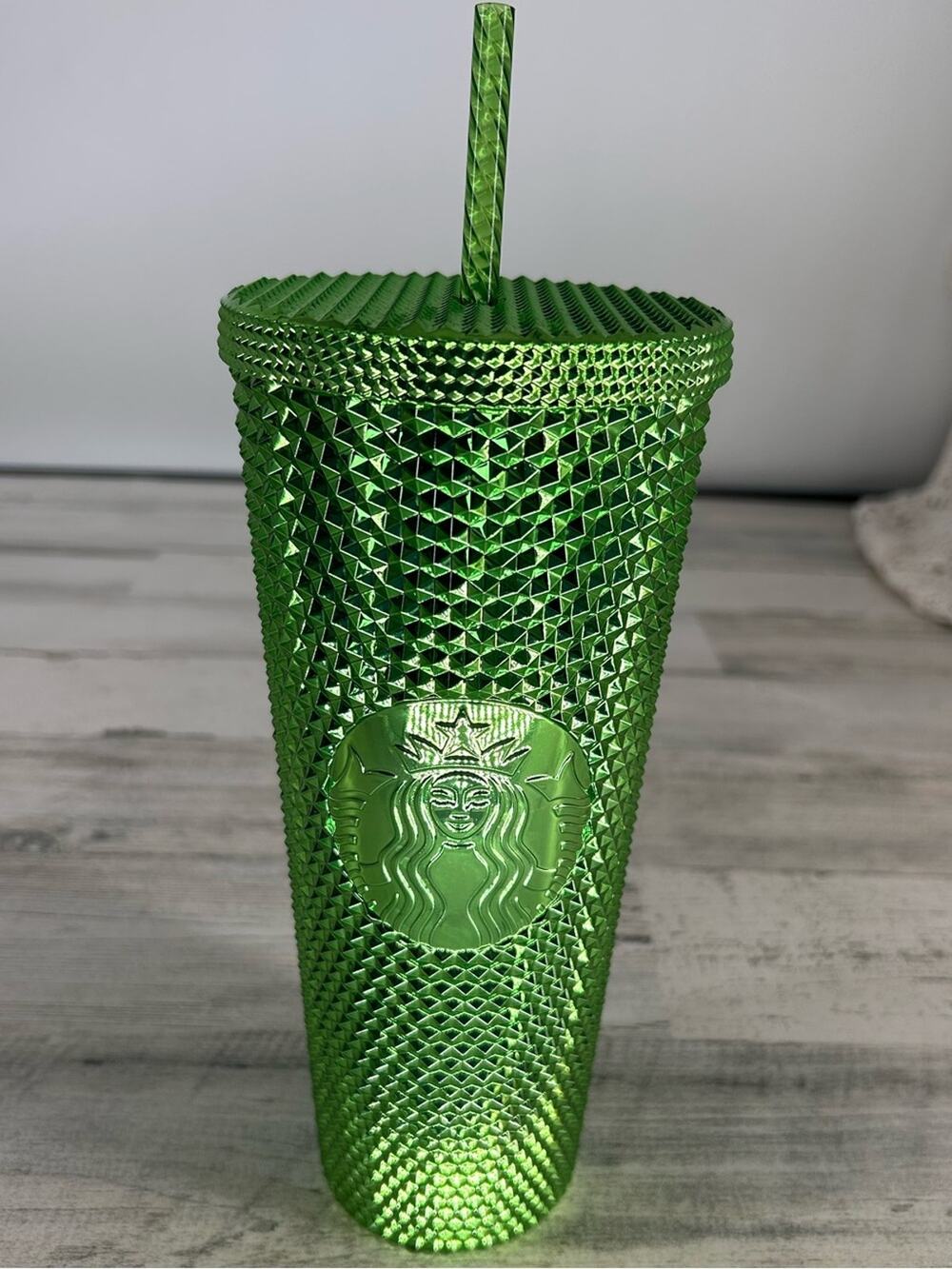 NEW Starbucks ‘23 Winter Holiday Green Studded 24oz Venti Tumbler